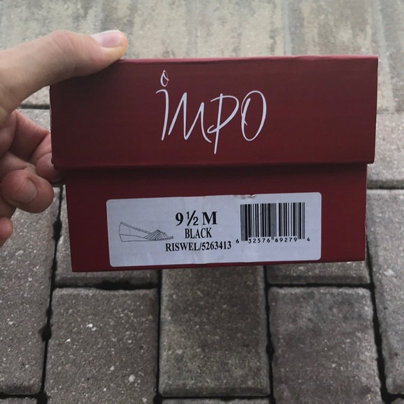 💛 IMPO Black Wedges Shoes NIB - Picture 4 of 6
